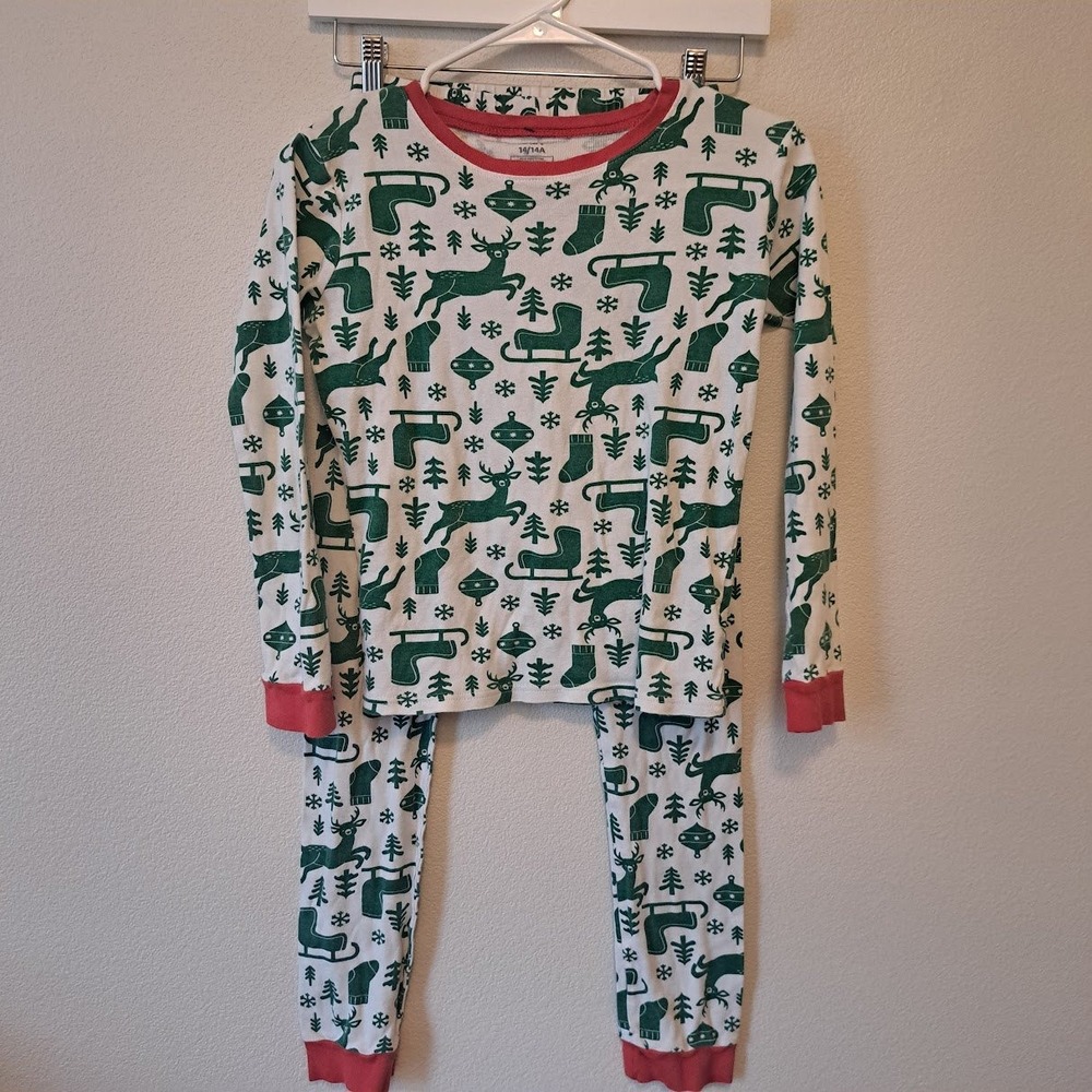 Carters Kids Holiday Reindeer Sleigh Pajama Set White Green Red Size 14